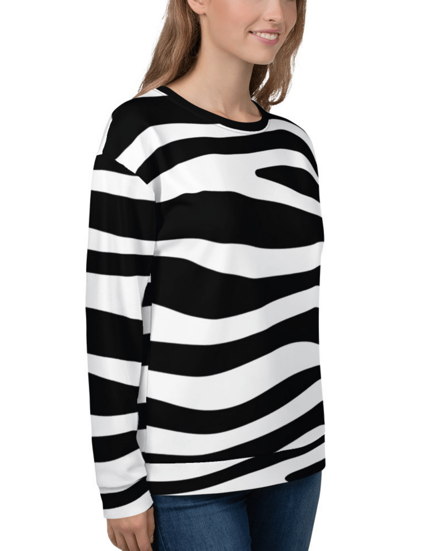 neleti.com-black-and-white-wavy-stripped-sweatshirt-for-women