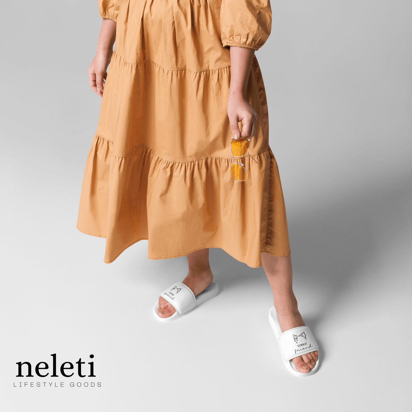    neleti.com-womens-slides-custom